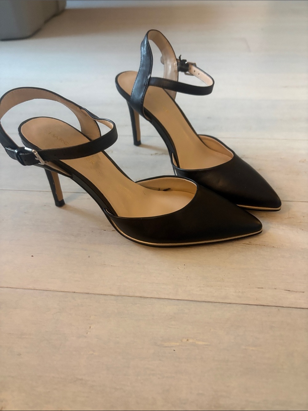 Marc Fisher Black Pointed-Toe Ankle-Strap Heels